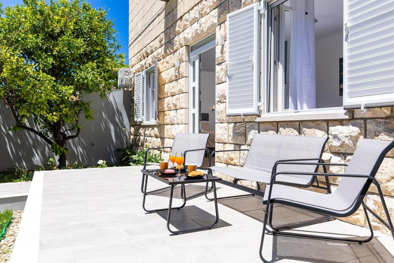 Apartman M *